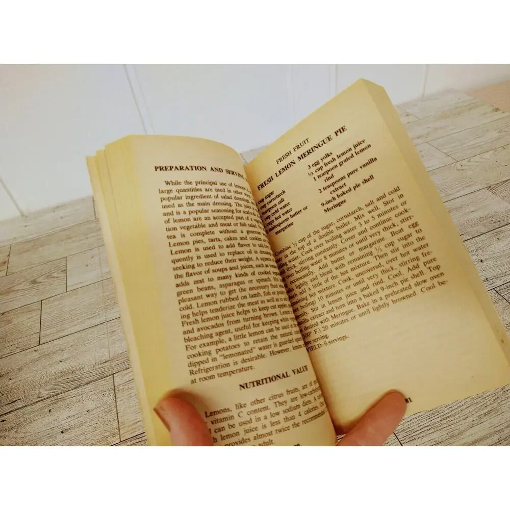 Book vtg 1980